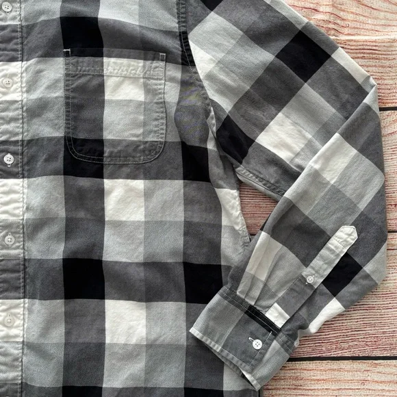 Sun + Stone • Men's Burke Regular-Fit Plaid Button-Down Shirt - Size XXL - Picture 7 of 16